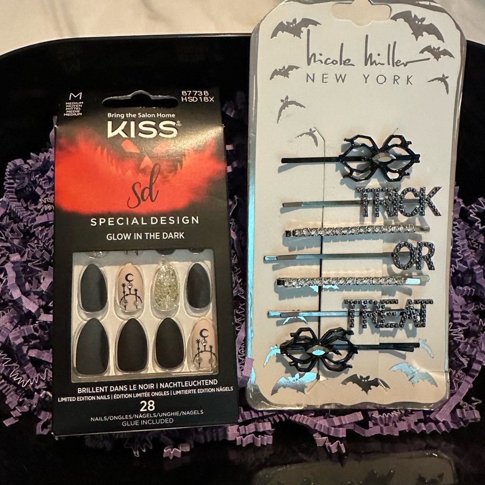 Halloween Glow in the Dark Nails and Hair Accessories Set